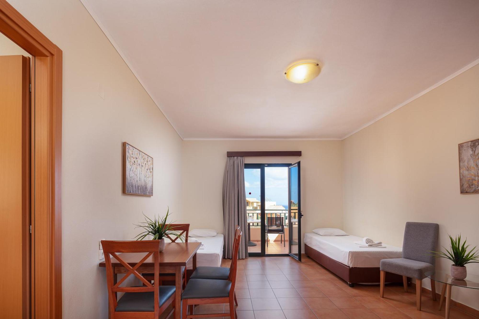Dia Apartments แอร์ซอนิสซอส ภายนอก รูปภาพ